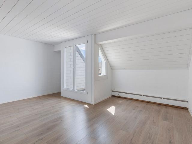 Roof flat with 3.5 rooms on sale in Sevelen 84 m² | dreamo. Ch