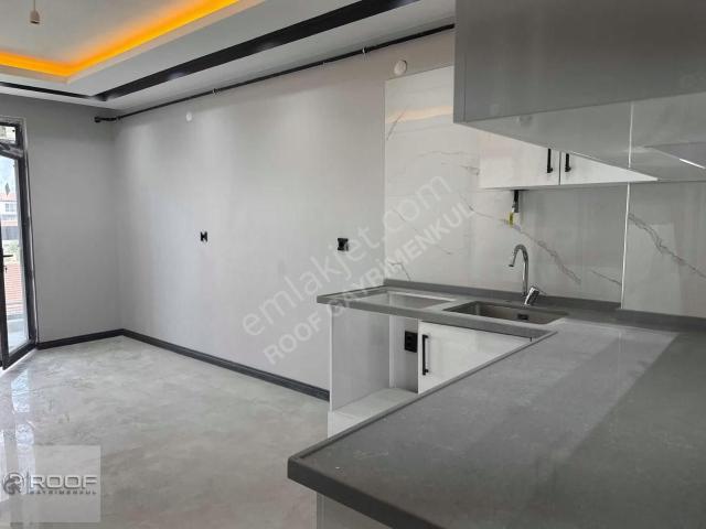 Roof Gayrimenkul'den Şirintepe'de Satılık 1+1