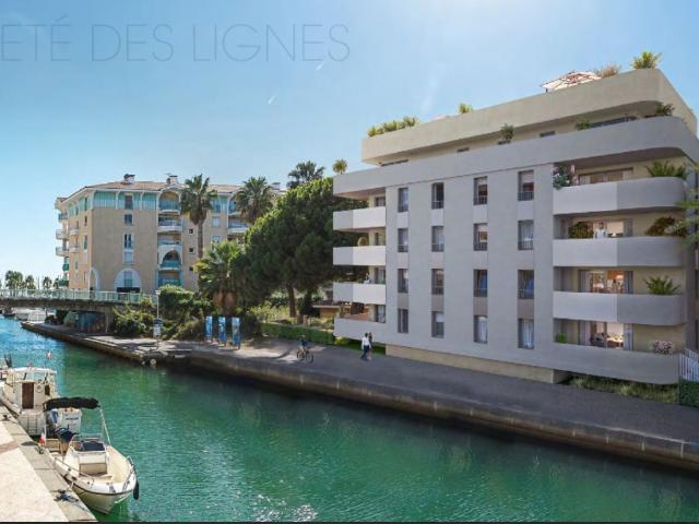 Rooftop D'env. 99M², Vue Canal, Mer Et Port, 4 Pieces, 3 Cha. 99m² Fréjus