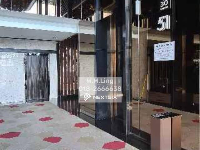 Rooftop Infinity Swimming Pool Overlooking KLCC, TRX, PNB 118, KL Tower, Walking distance to Suria KLCC Hottest KL area High speed lift Low Density Free Legal Fees ONLY RM1400 per sf