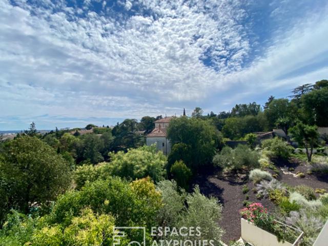Rooftop panoramique d'exception perché au sein du « Montmartre » Nîmois