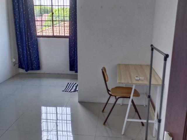ROOM MENTAKAB