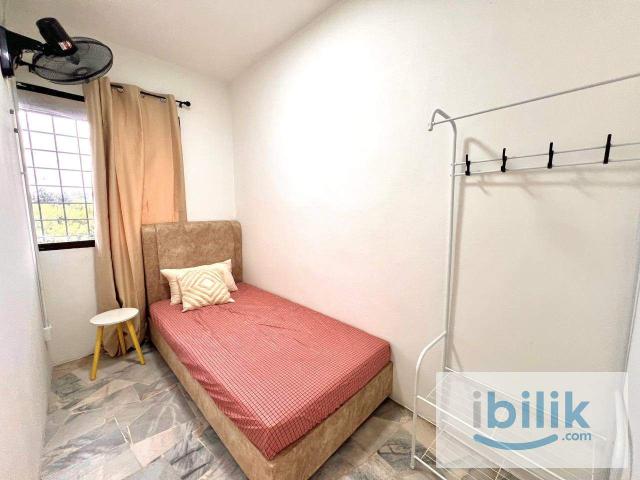 ✨ Room Near MRT Taman Naga Emas | 2 Mins Walk | Fully Furnished + WiFi