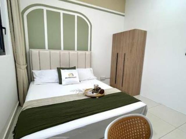 room near MRT taman pertama