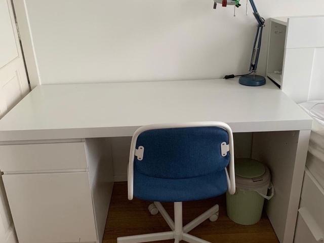 Room near university