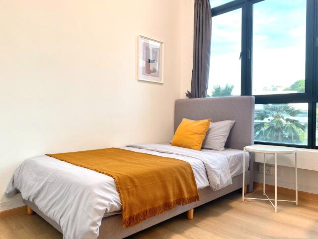 room at Blk 1C, Simei St 3, Singapore 529890