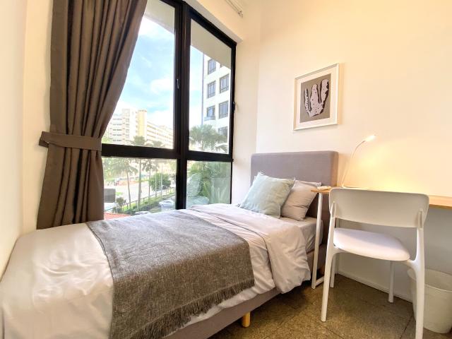room at Blk 1C, Simei St 3, Singapore 529890