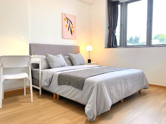 room at Blk 1C, Simei St 3, Singapore 529890