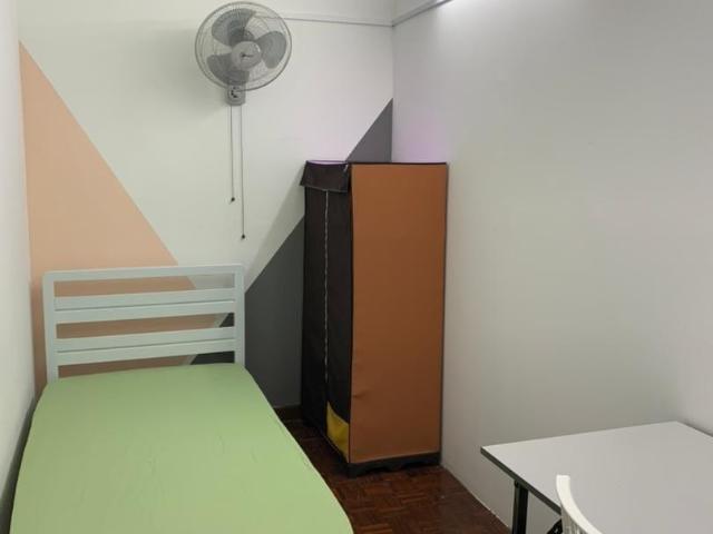Room at Damansara Jaya, Petaling Jaya