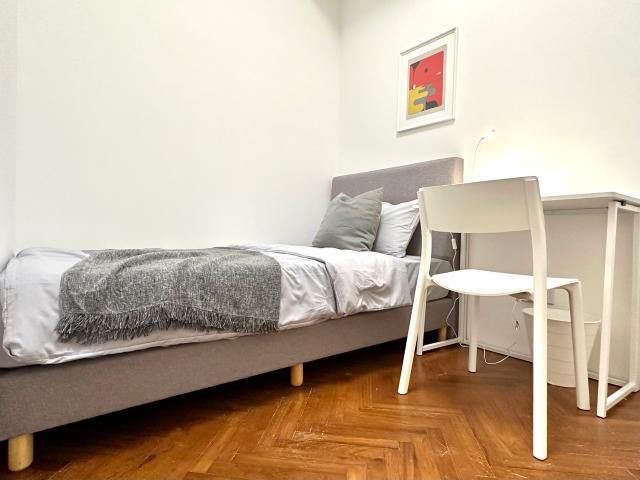 room at Kim Tian Rd, Singapore