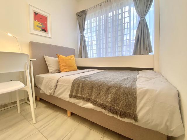 room at Park Rd, Singapore