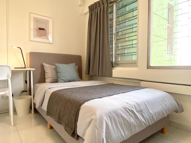 room at Park Rd, Singapore