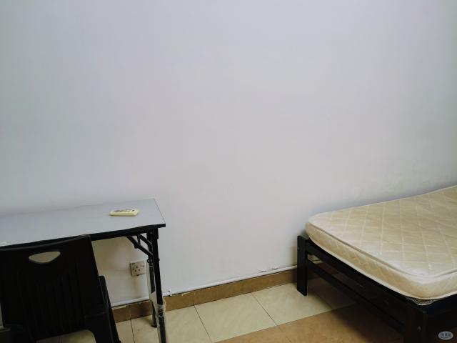Room at SS18 LRT Station, Subang Jaya