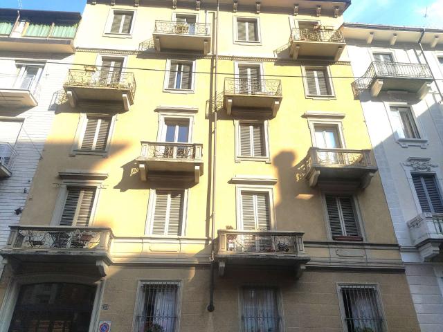 room at via San Secondo 82 Torino TO