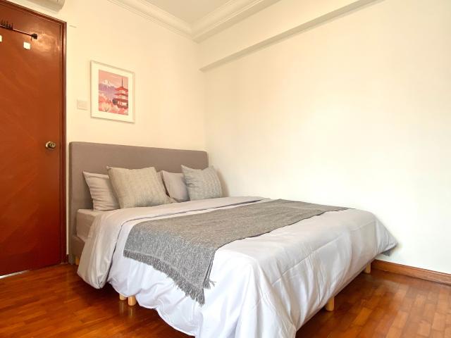 room at 17 Bedok Reservoir View, Singapore 478928
