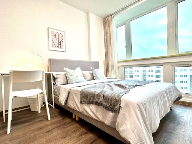 room at 18 Simei Rise, Singapore 528808