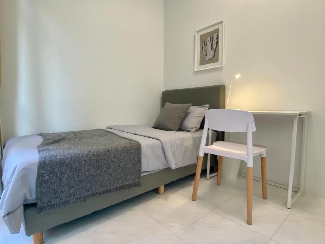 room at 10 Gopeng St, Singapore 078878
