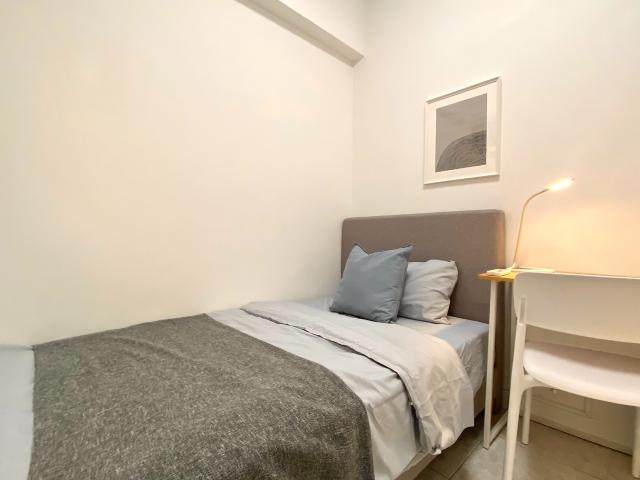 room at 2 Indus Rd, Singapore 169586