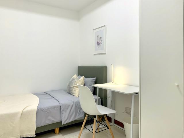 room at 2 Marina Blvd, Singapore 018987