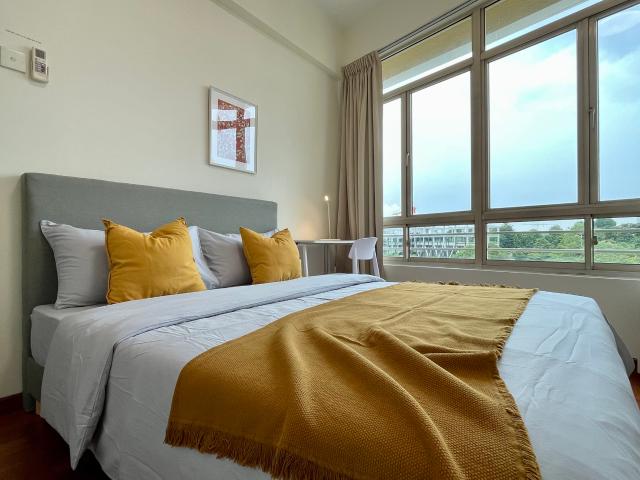 room at 37 Choa Chu Kang Loop, Singapore 689675