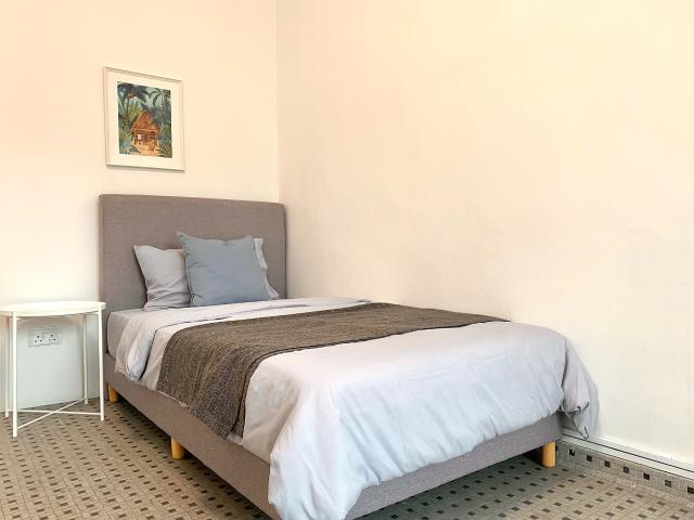 room at 69 Cavenagh Rd, 新加坡 229622