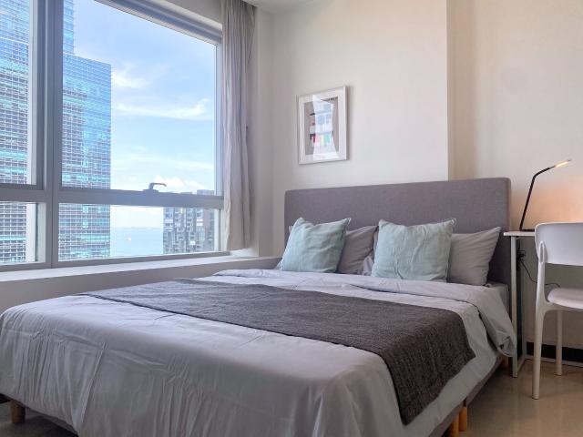 room at 6 Marina Blvd, Singapore 018985