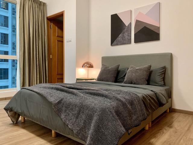 room at 7 Draycott Dr, Singapore 259421