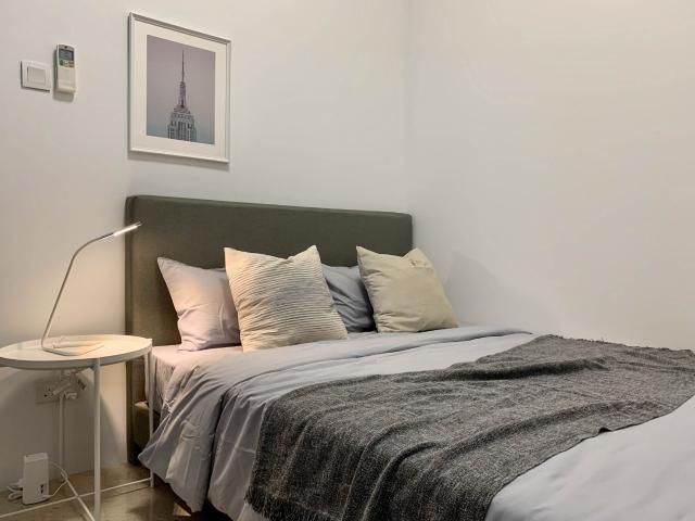 room at 7 Draycott Dr, Singapore 259421