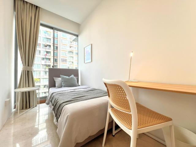 room at 86 Corporation Rd, Singapore 649822