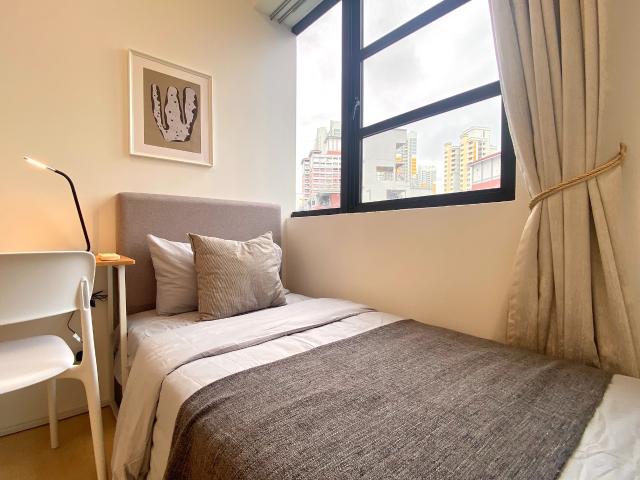 room at 9 Jln Membina, Singapore 169483