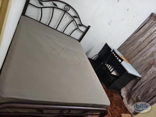 Room Attached Bathroom at PJS 9, Bandar Sunway