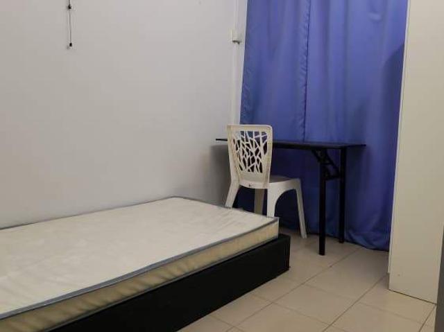 Room Available For Rent