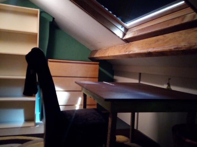 room close to UT and center for student