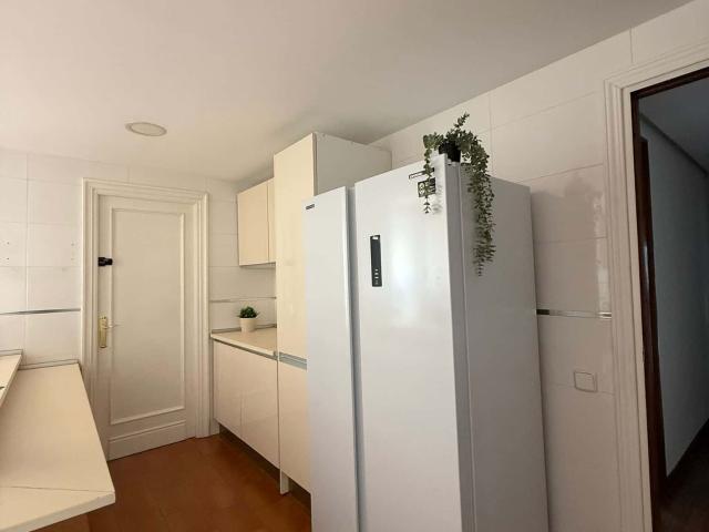 Room CMS48R2