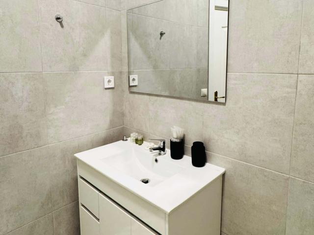 Room DRC60 2R3