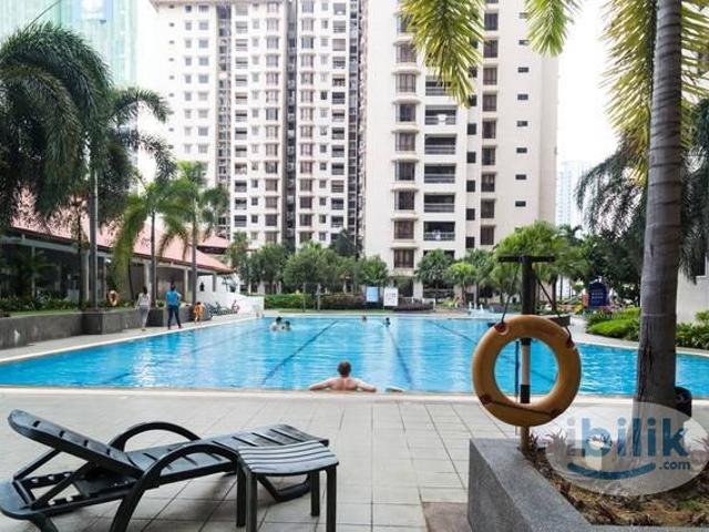 Room Facing Tropicana Golf Couse View
