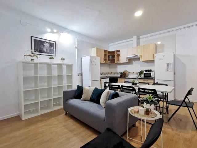 Bright room in Callao