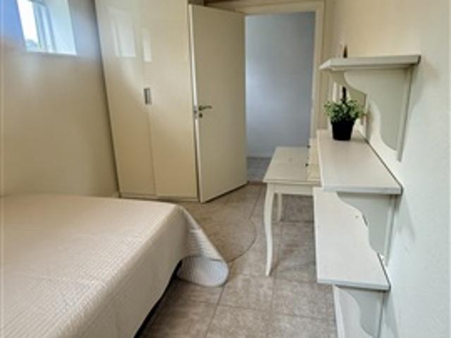 Room for female tenant, Ballerup, København