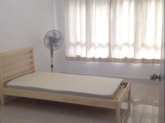 Room for rent near to UKM,Aviation Mgmt College,Industry Area Bangi