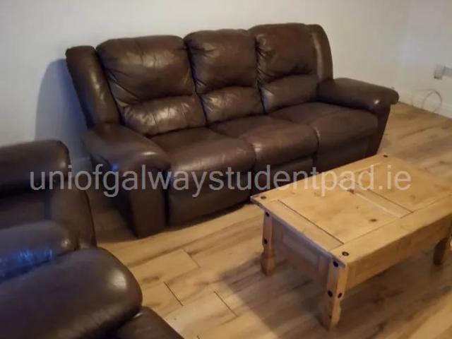 room for rent at ballybrit heights, ballybrit