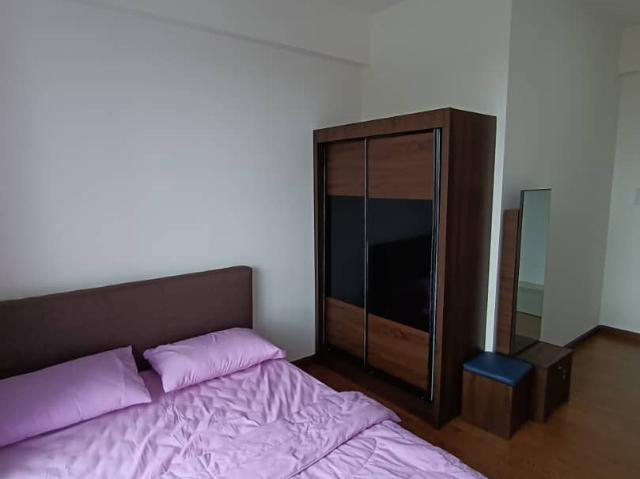 Room for rent at Central park @ Damansara Aliff Tampoi