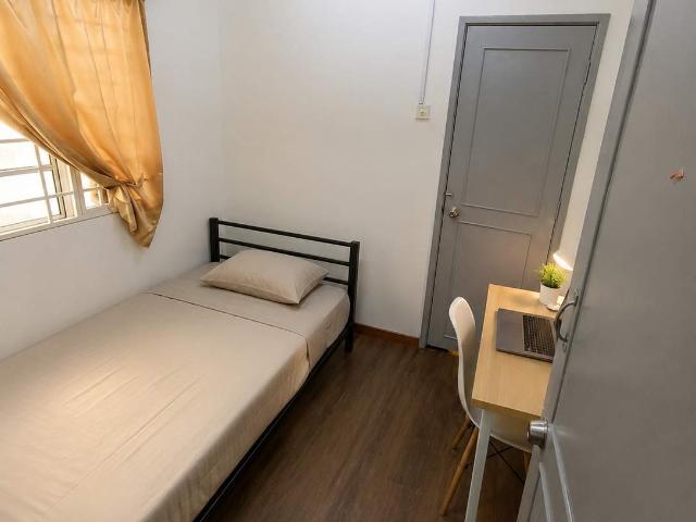 ️Room For Rent At SS22 Damansara Jaya️Nearby‍♀️‍➡️Atria Mall,Starling Mall,Damansara Kim,Uptown 5