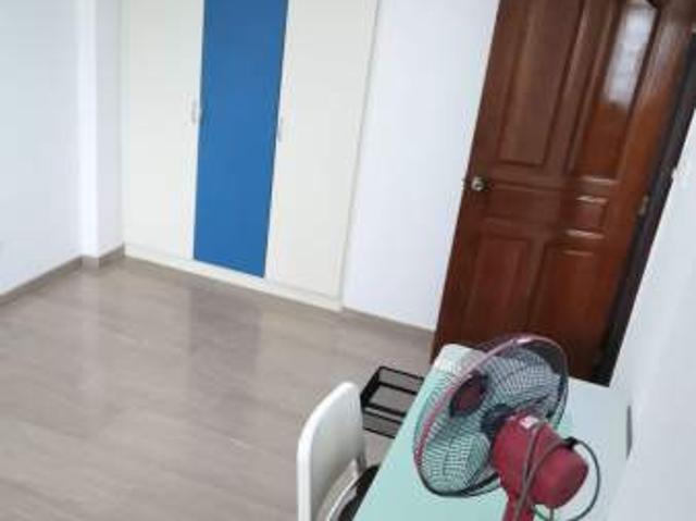 Room For Rent Bukit Panjang