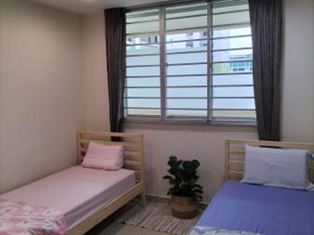Room For Rent Bukit Panjang