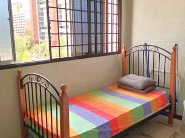 Room For Rent Bedok