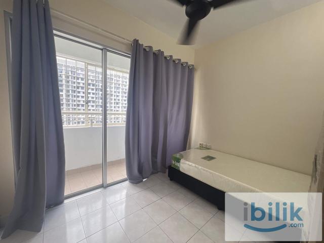 Room For Rent @ Flora Damansara