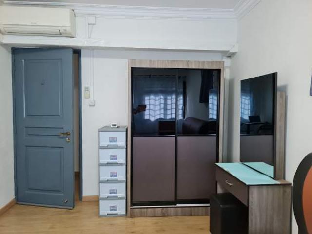 Room For Rent Hougang