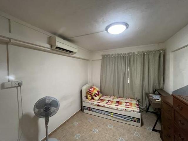 Room For Rent Hougang