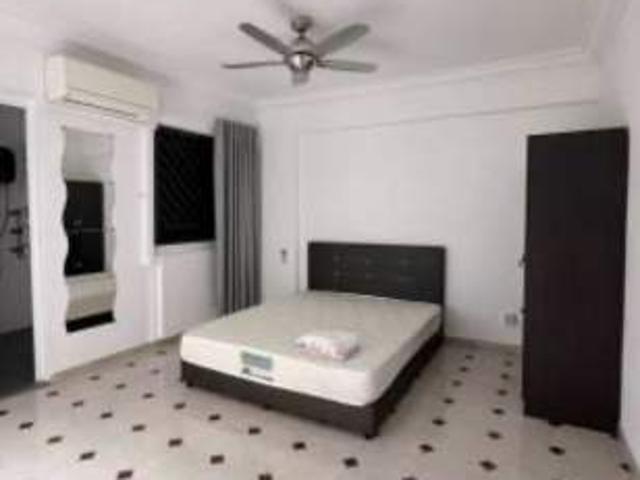 Room For Rent Hougang