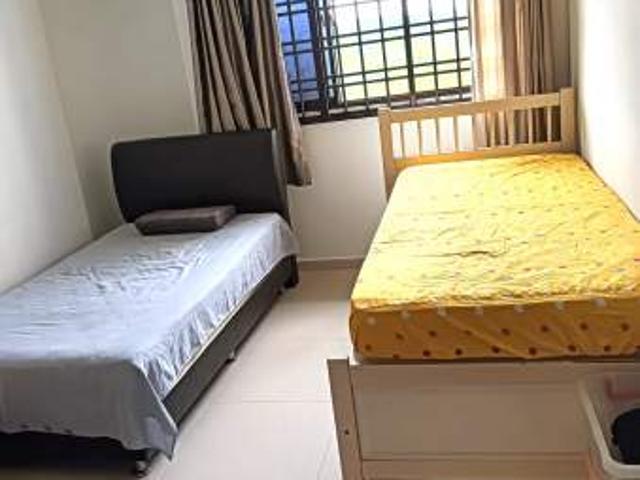 Room For Rent Hougang
